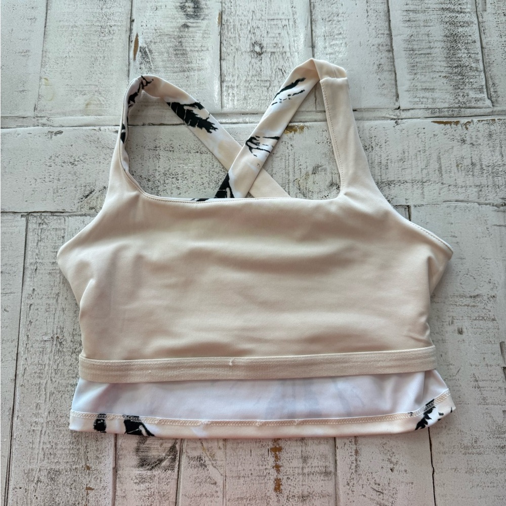 Nike Women’s Resort Cropped Sunburst Training Tank - Picture 8 of 10